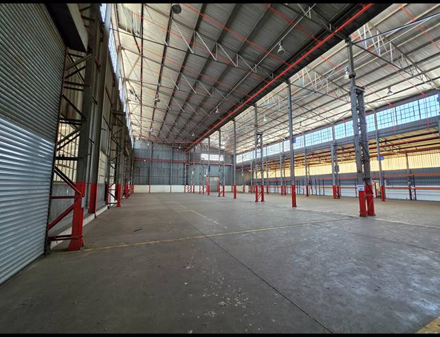 5,800M² WAREHOUSE TO LET IN WADEVILLE